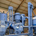 Pelletproduktionslinie mit zwei Munch-Granulatoren, Modell RMP 520, Linienkapazität 4 t pro Stunde, Pelletkühler