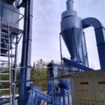 Transport von Sägemehl zur und von der Hammermühle